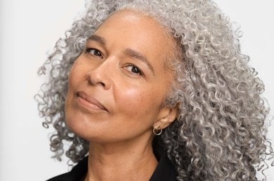menopause-why-is-my-skin-so-sensitive-what-to-do-about-it